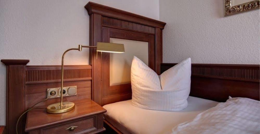 Garni-Hotel Kranich Potsdam Eksteriør billede